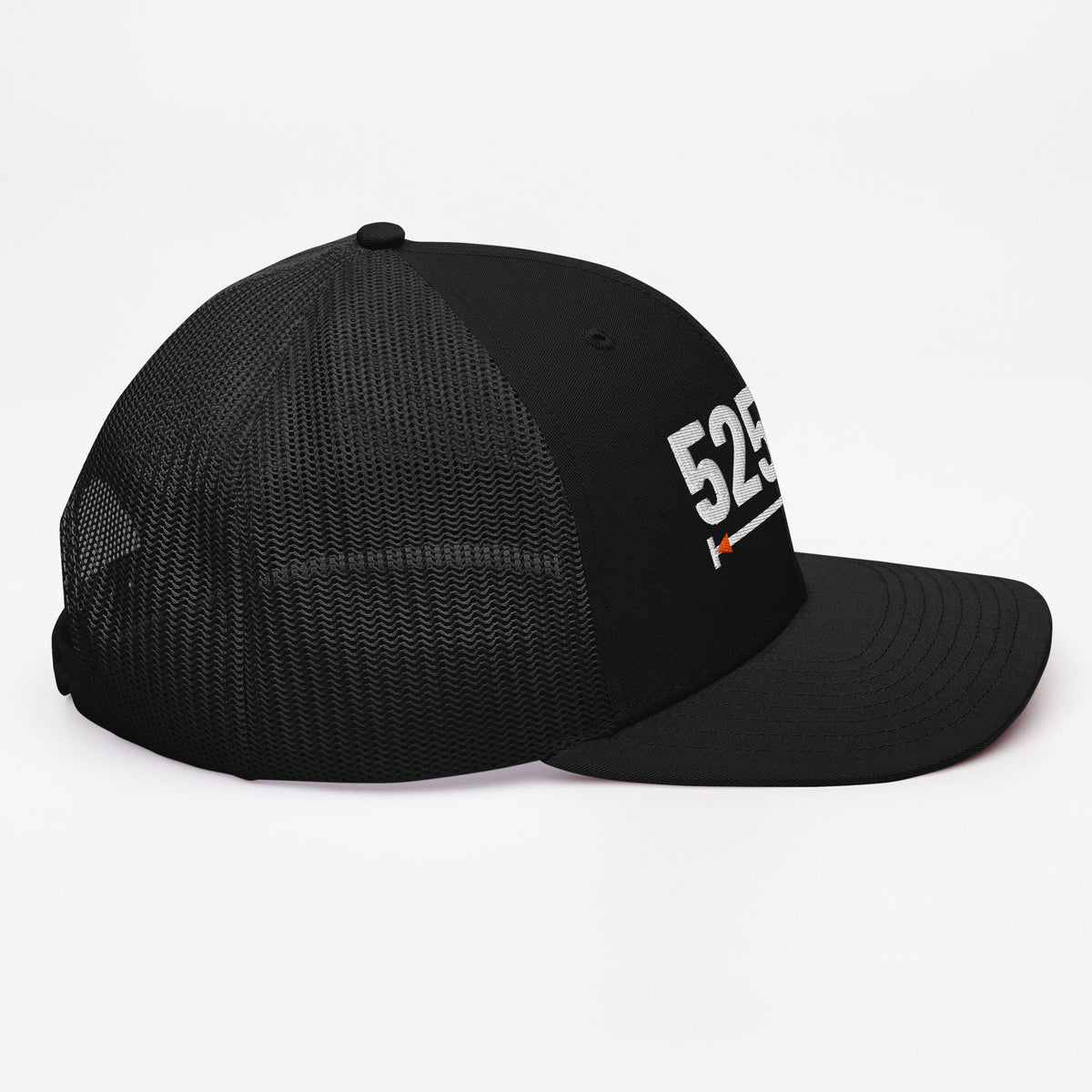 525 FT Trucker in black, right side view.